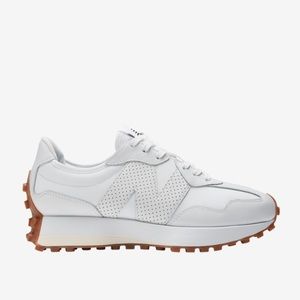 NEW in box New Balance 327